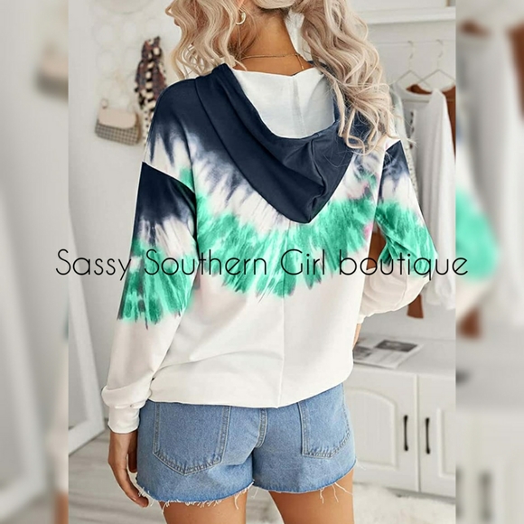 🆕⭐ Oversized white blue green tie dye hoodie - Picture 3 of 8